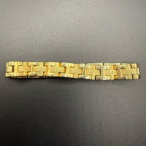 Gold Tone Link Chain Geometric Textured Bracelet